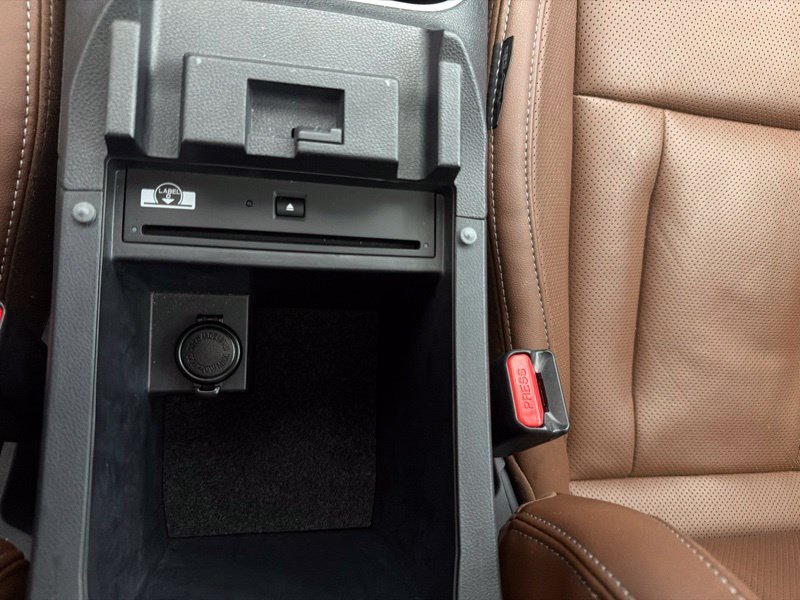 Used 2020 White Subaru Touring image 34