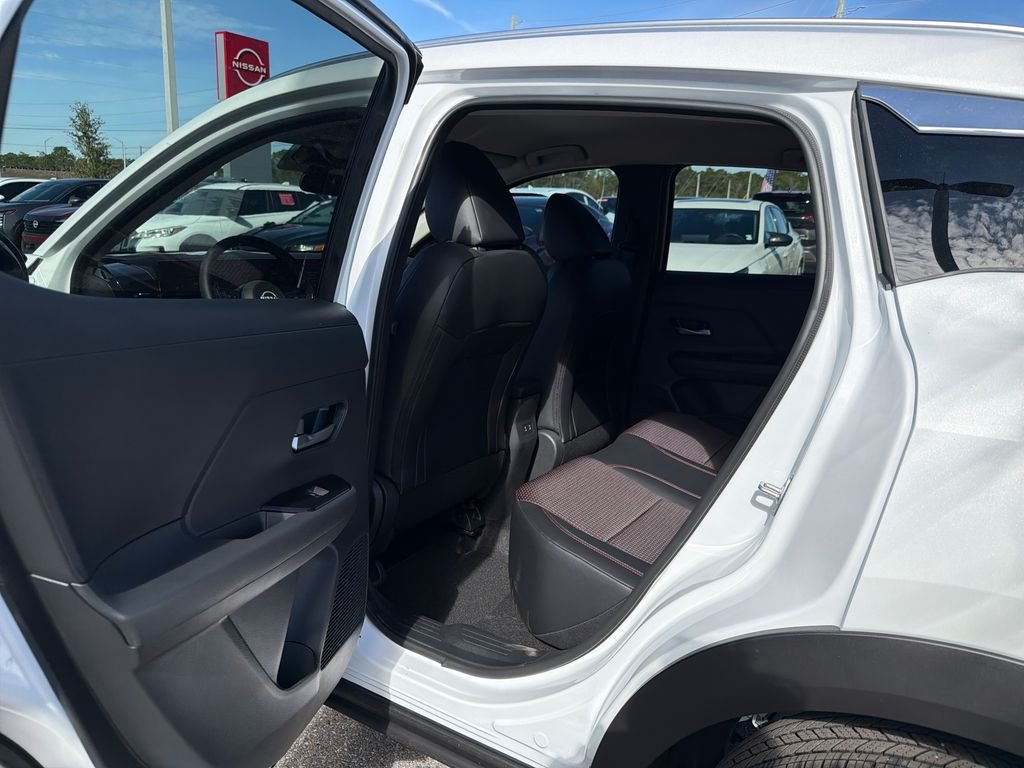 New 2026 Nissan Kicks SR 4D Sport Utility