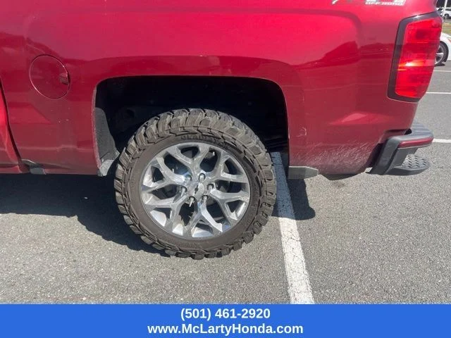Used 2018 Red Chevrolet LT image 10