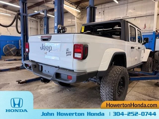Used 2022 White Jeep Willys image 11