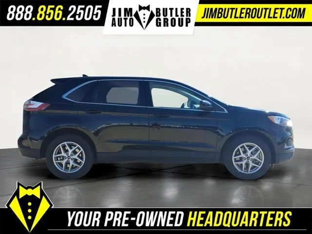 Used 2024  Ford SEL image 5