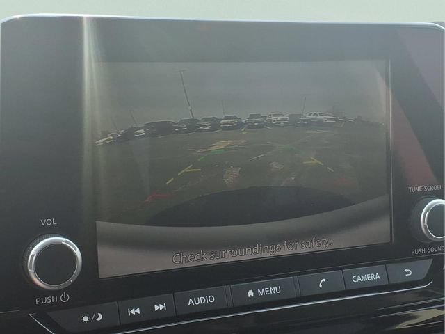 Used 2024  Nissan SV image 6