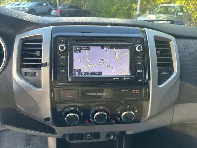 Used 2015 Blue Toyota PreRunner image 21