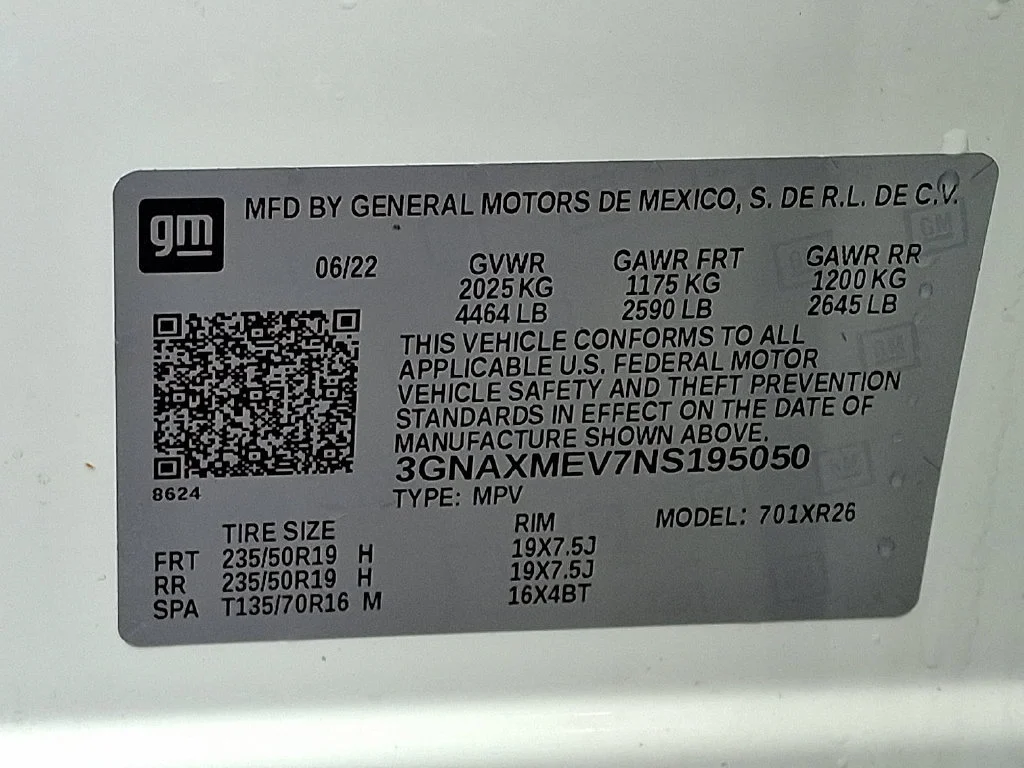 Certified Used 2022 Summit White Chevrolet RS image 28