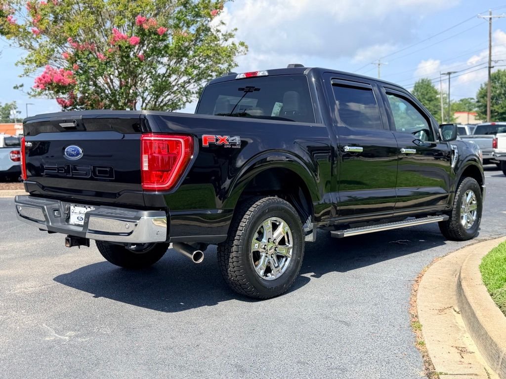 Used 2023 Black Ford XLT image 10