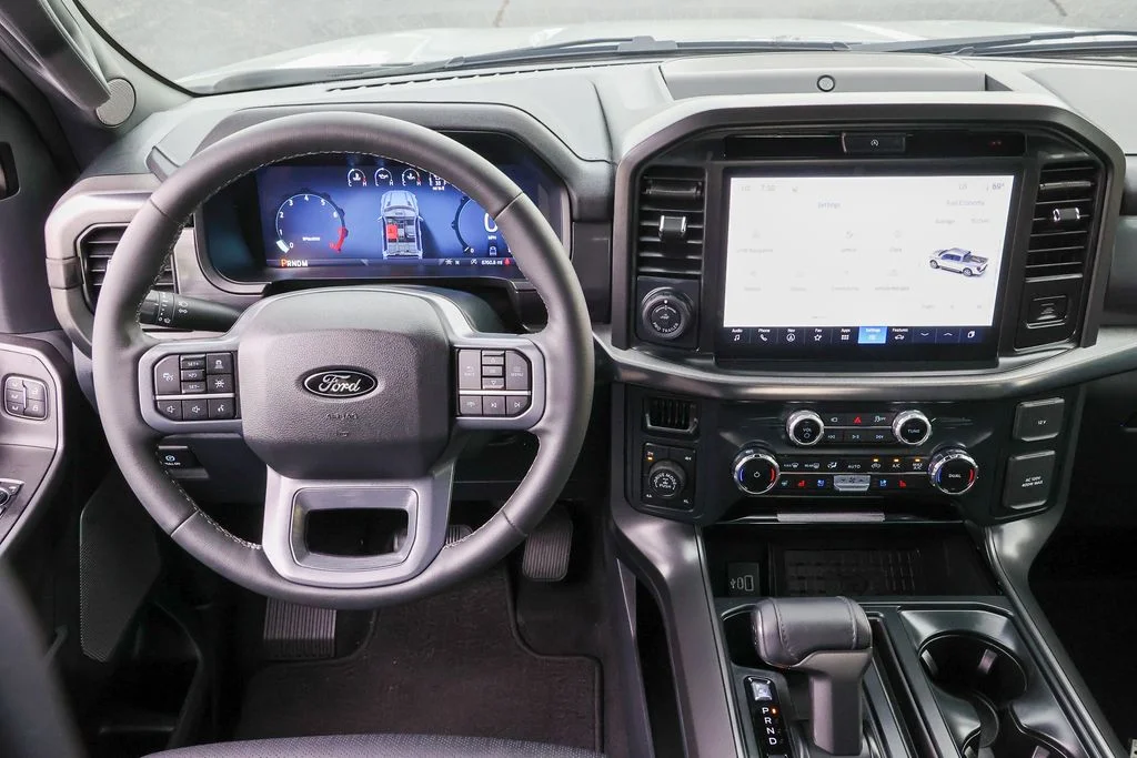 Used 2026 White Ford Lariat image 39