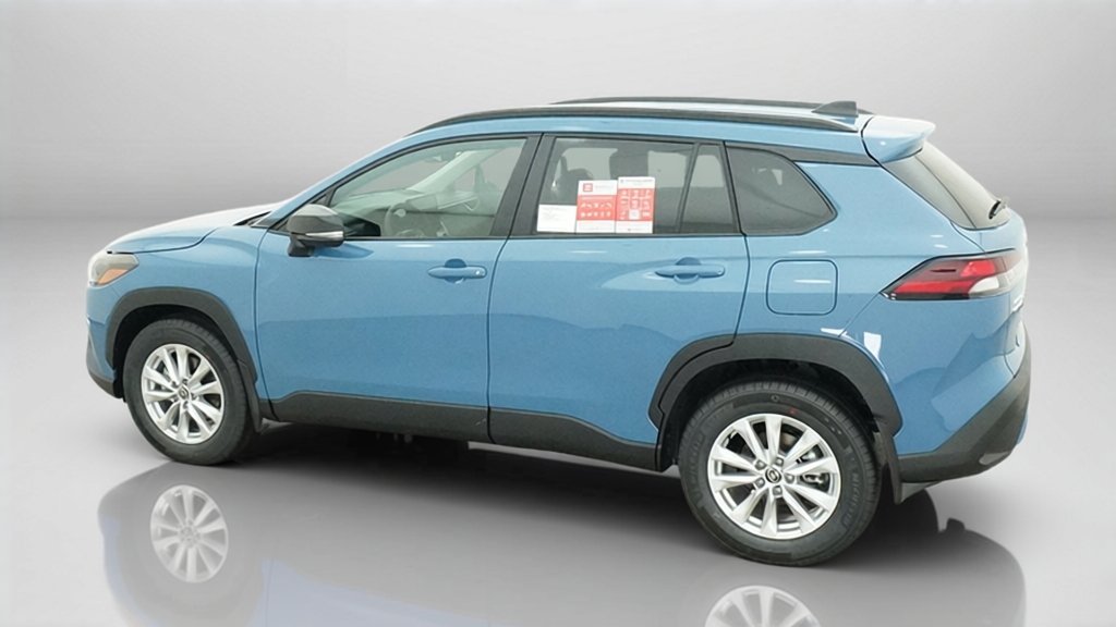 New 2026 Cavalry Blue Toyota LE image 15