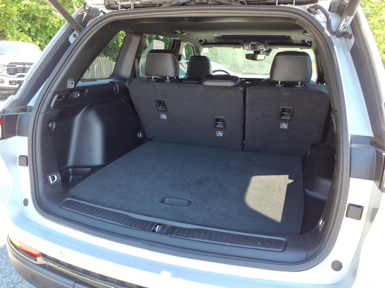 Certified Used 2024 Silver Jeep Altitude X image 20