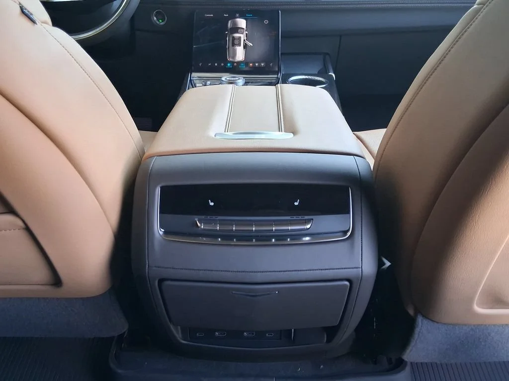 2026 Cadillac Escalade Luxury - Photo 27
