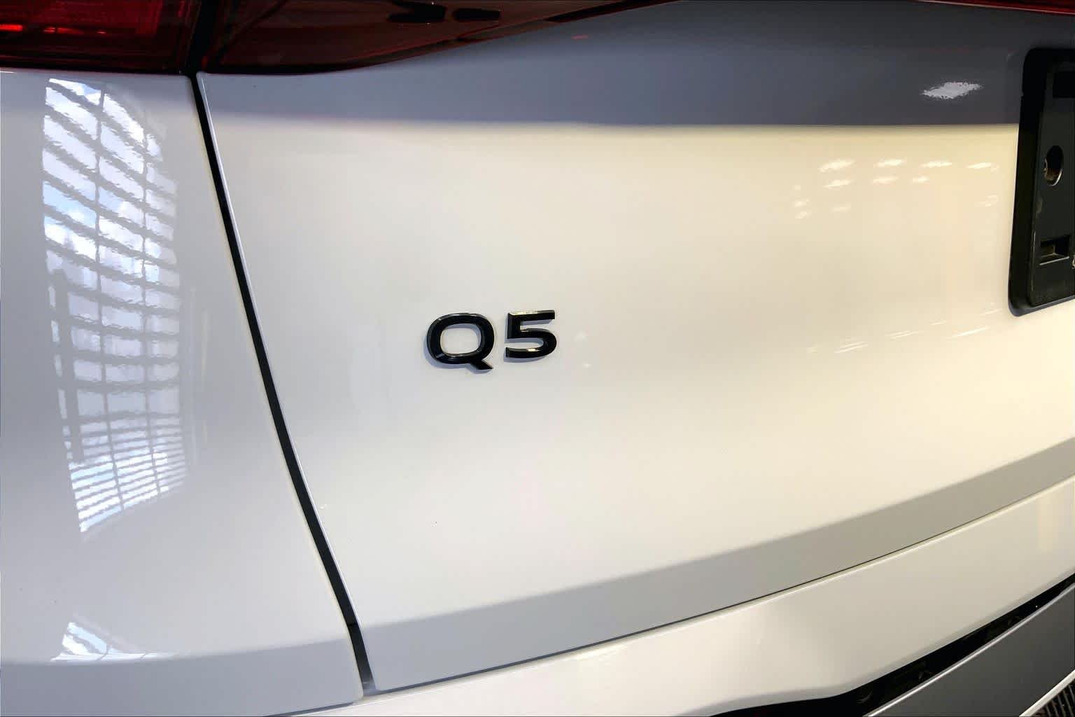 Used 2025 Glacier White Metallic Audi Premium image 10