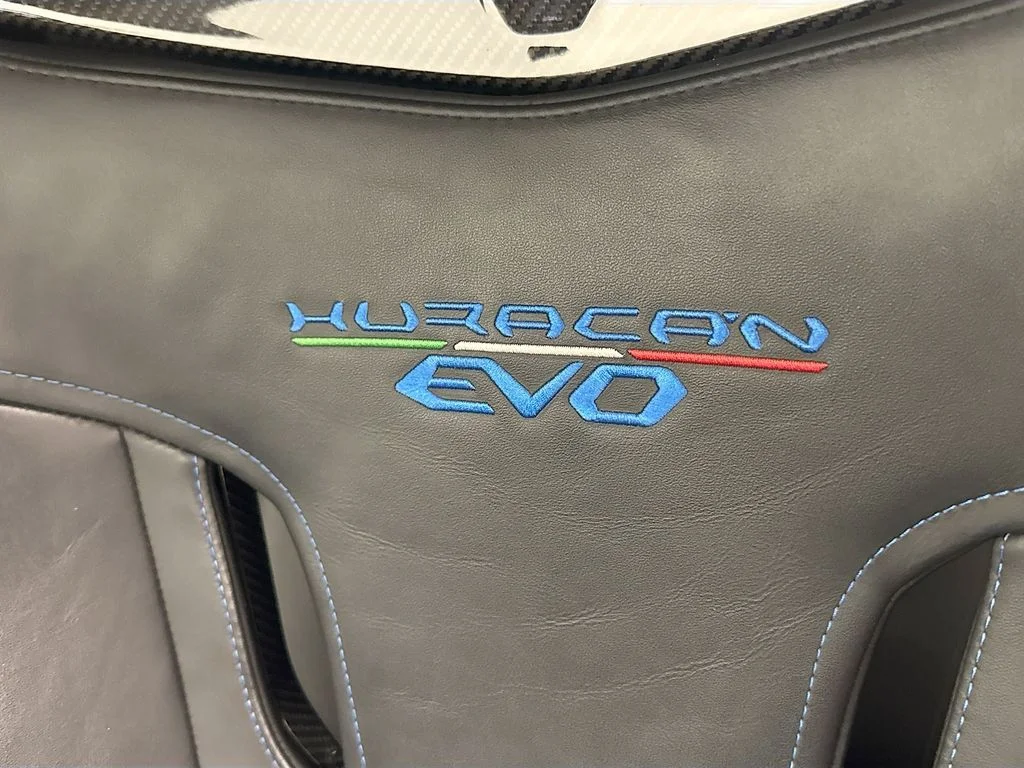 Used 2022 Grigio Hati Metallic Lamborghini Base image 23