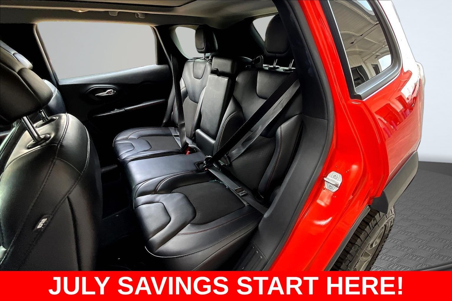 Used 2021 Orange Jeep Trailhawk image 25