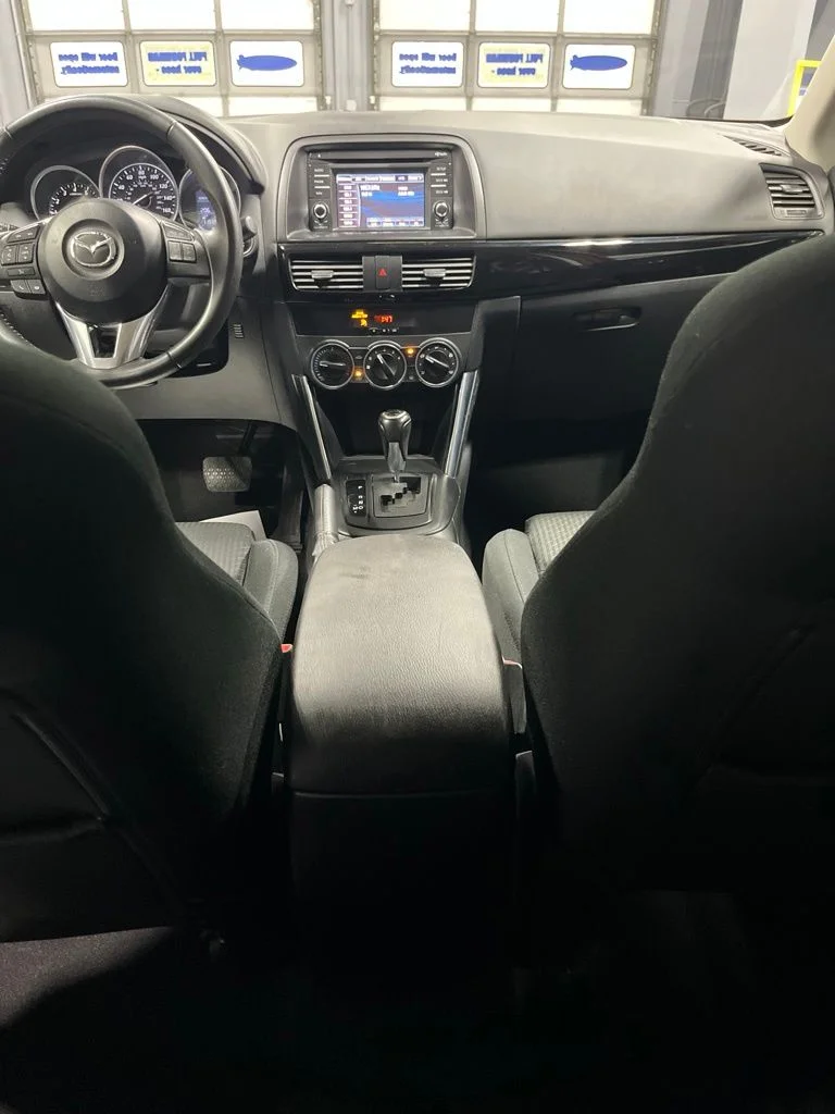 Used 2014 Red Metallic Mazda Touring image 27