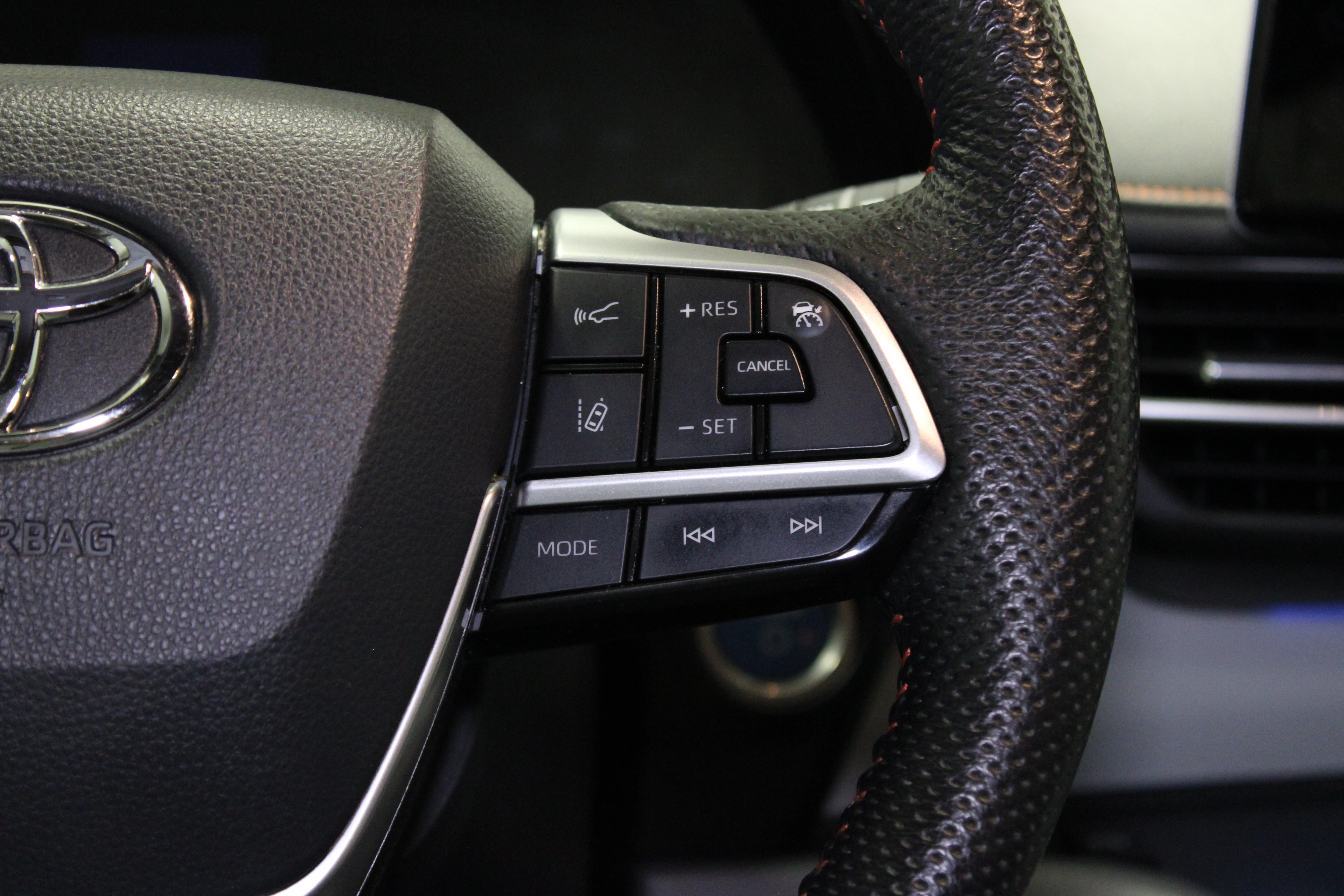 Used 2021 White Toyota XSE image 27
