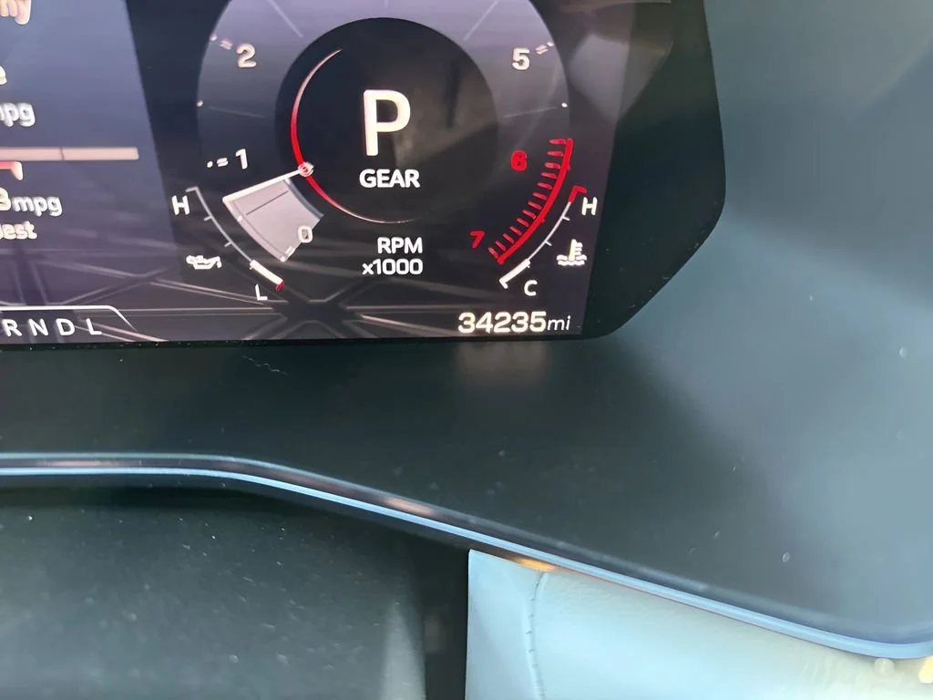 Used 2023 Sterling Metallic GMC AT4X image 28