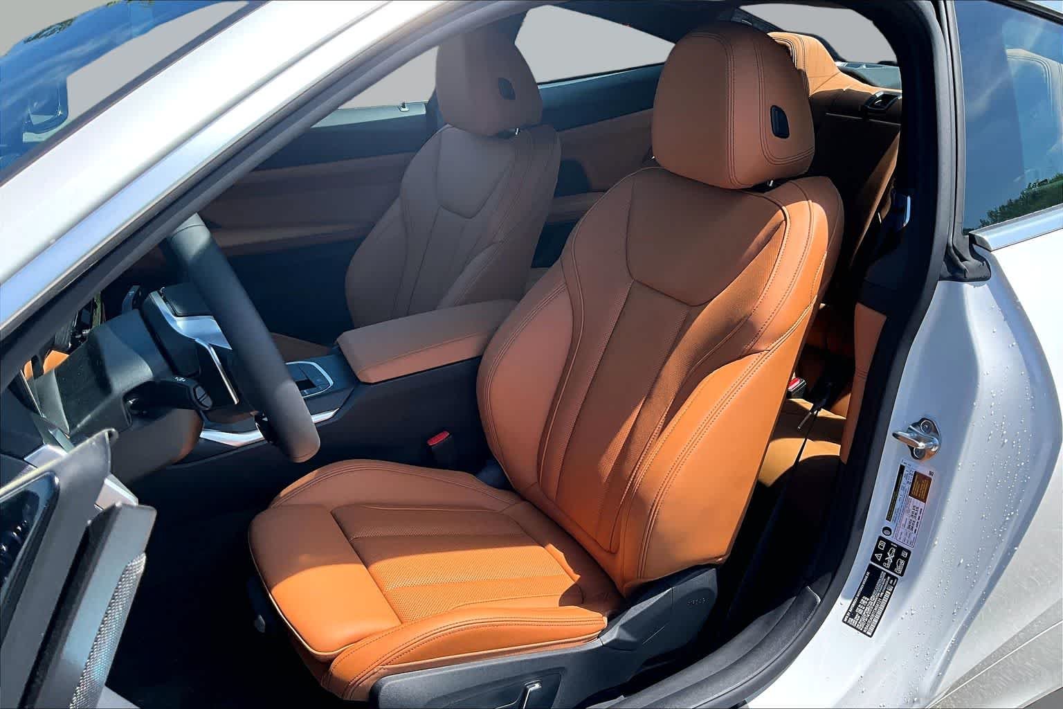 New 2026 Mineral White Metallic BMW 430i xDrive image 7