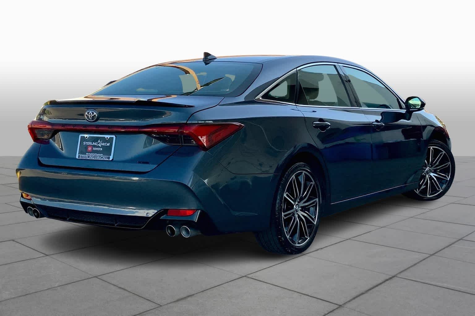 Used 2019  Toyota XSE image 12