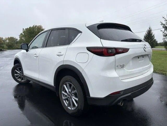 Used 2023 Rhodium White Metallic Mazda 2.5 S Preferred Package image 10