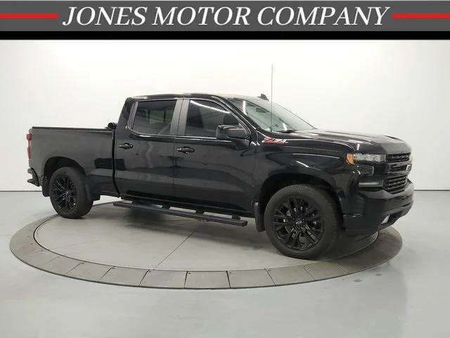 2021 Chevrolet Silverado 1500 RST 4WD Crew Cab Short Box's photo