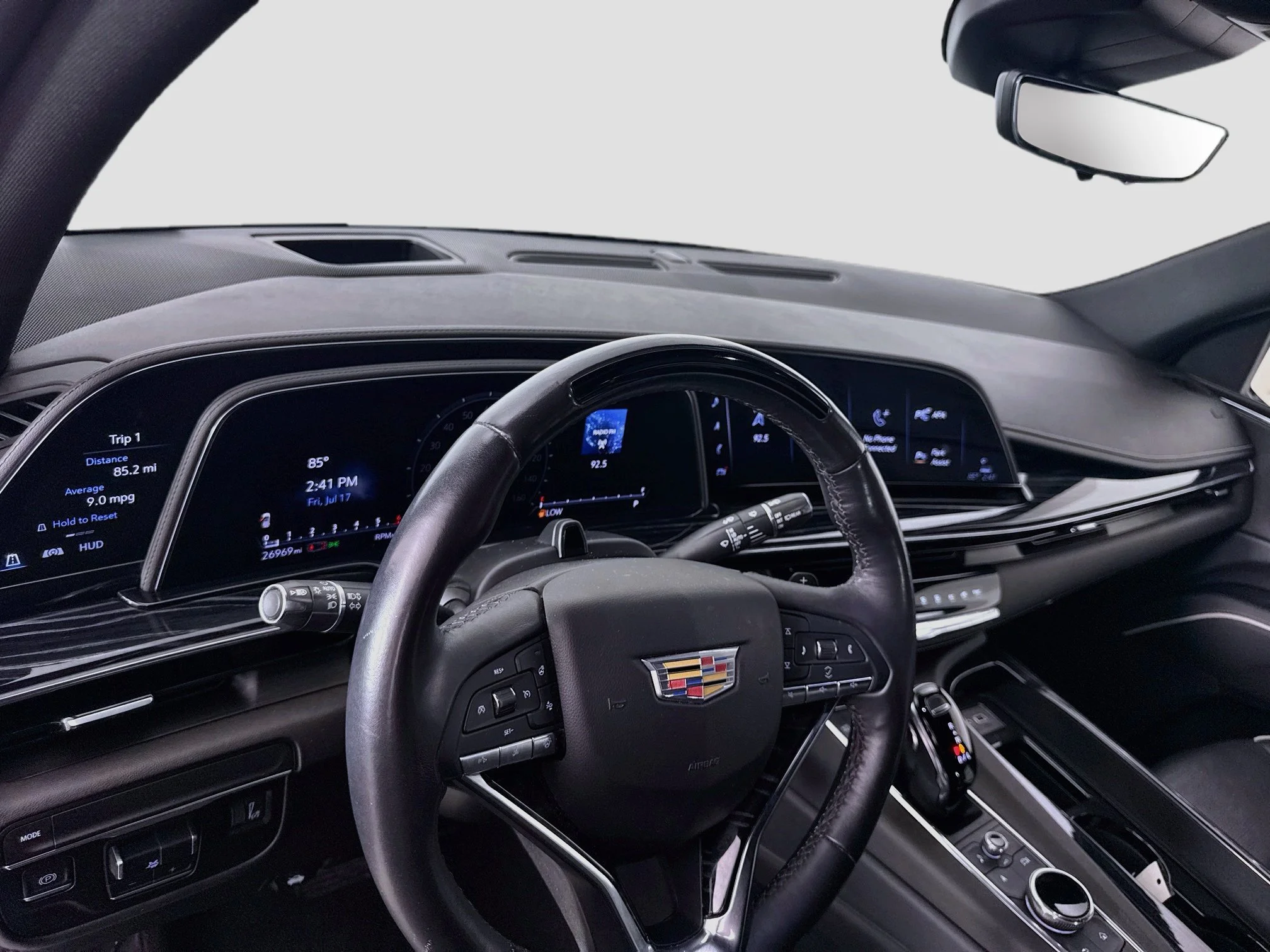 Used 2022 Crystal White Tricoat Cadillac Sport image 11