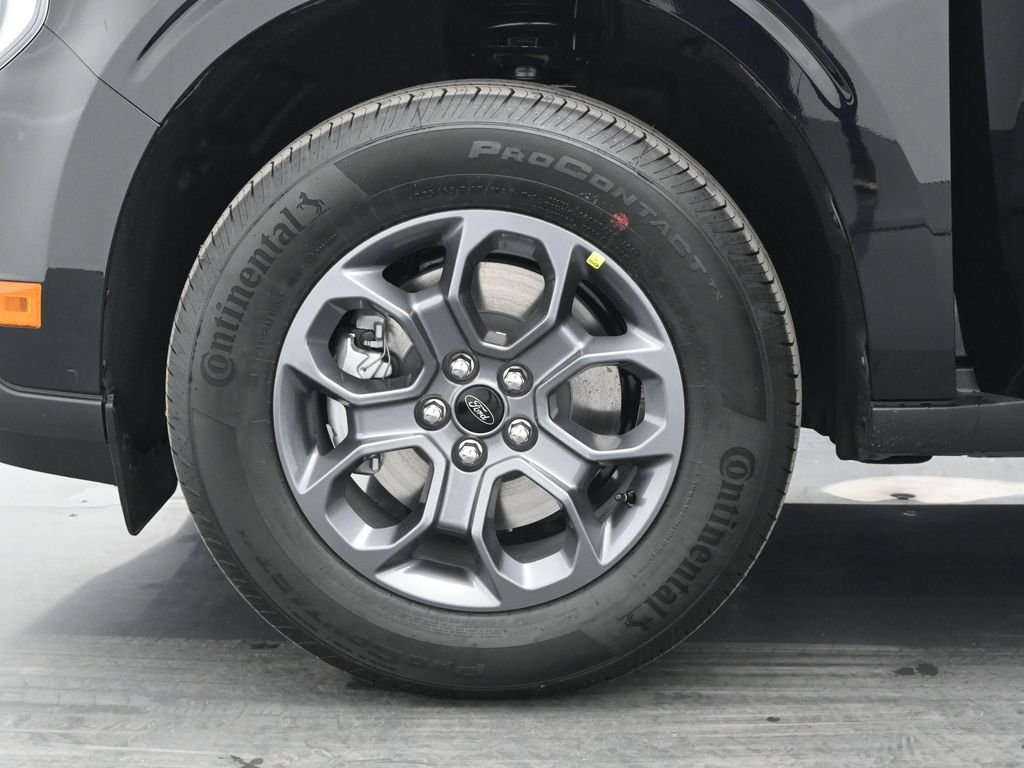 New 2026 Shadow Black Ford XLT image 21