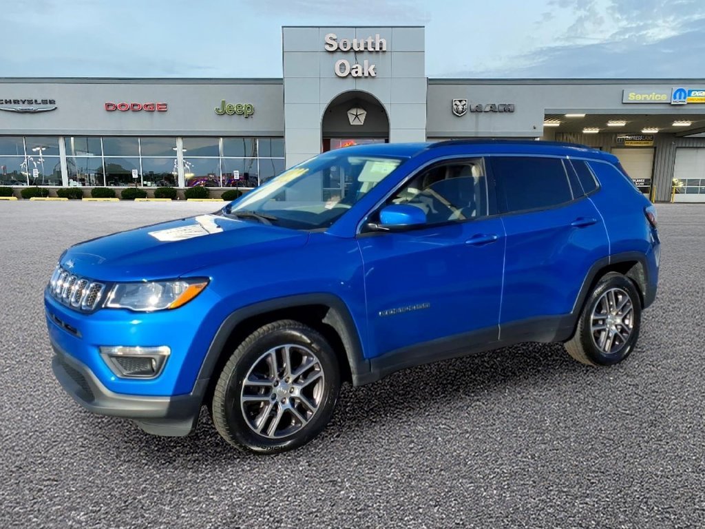 Used 2020 Blue Jeep Latitude image 4