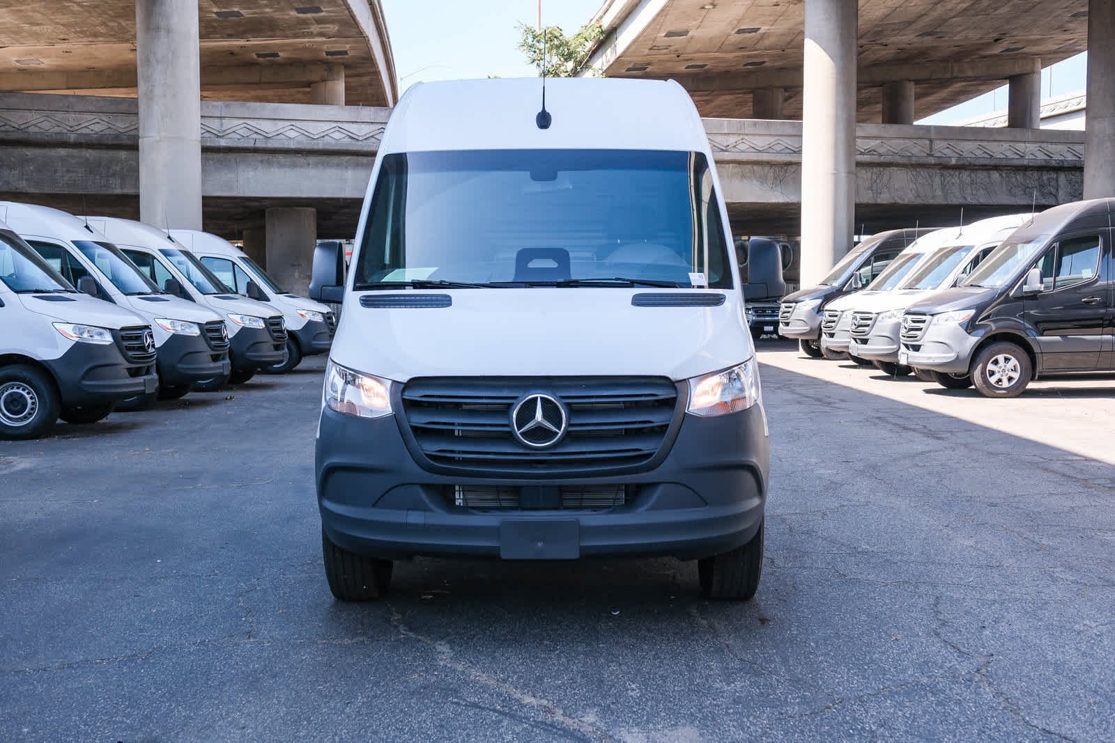 New 2025 Arctic+White Mercedes-Benz Cargo 144 WB  RWD 2.0L 4-Cylinder image 2