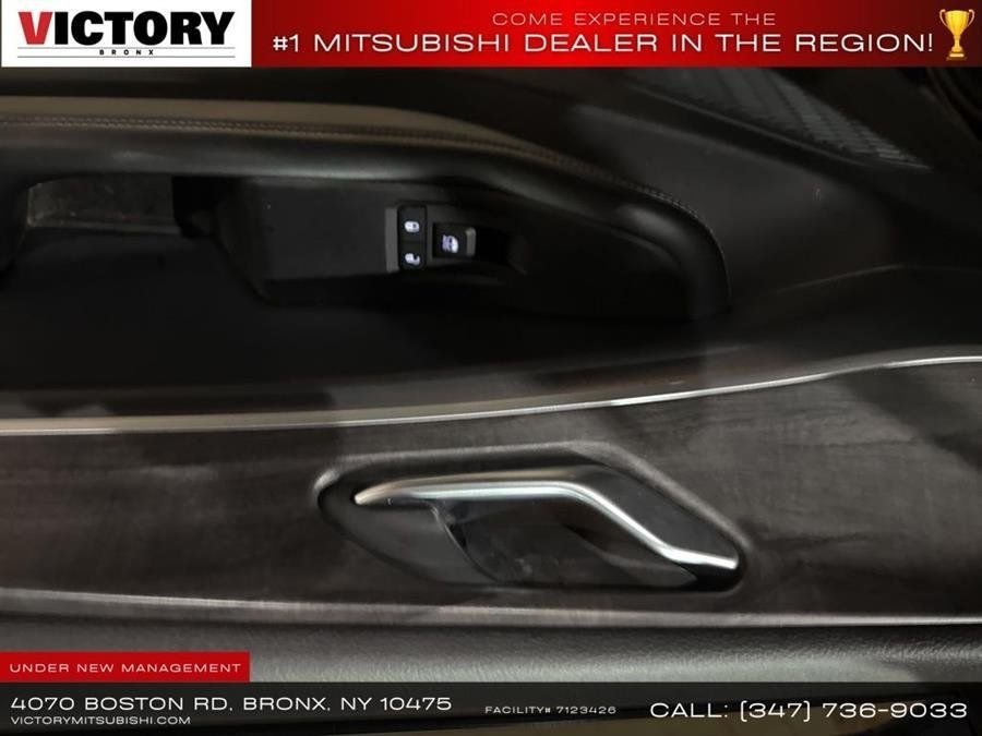 Used 2023 Black Jeep Limited image 14