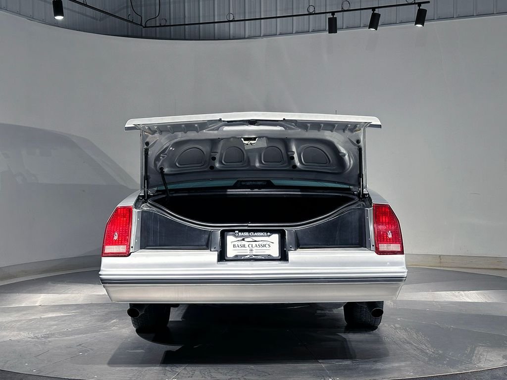 Used 1987 Gray Chevrolet  image 33