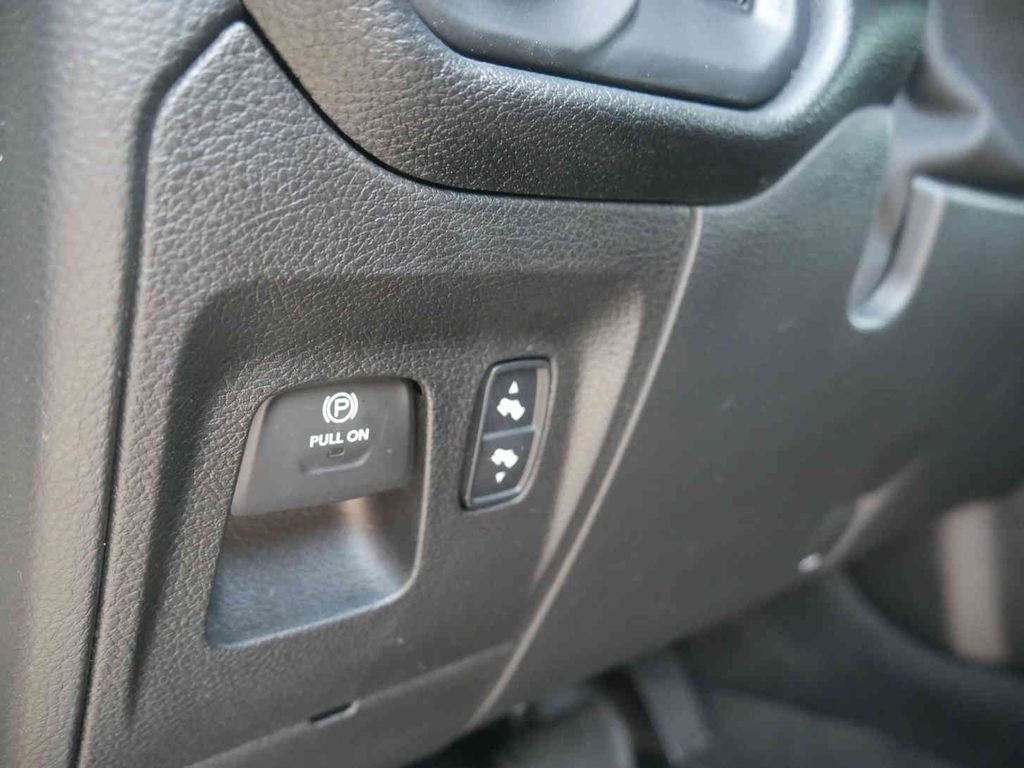 Certified Used 2022 Gray Ram Laramie image 31