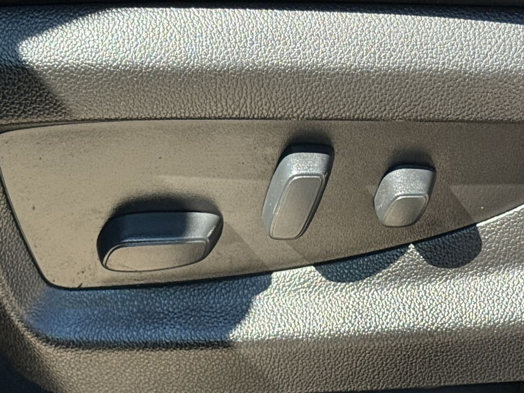Used 2019 Black GMC Denali image 24