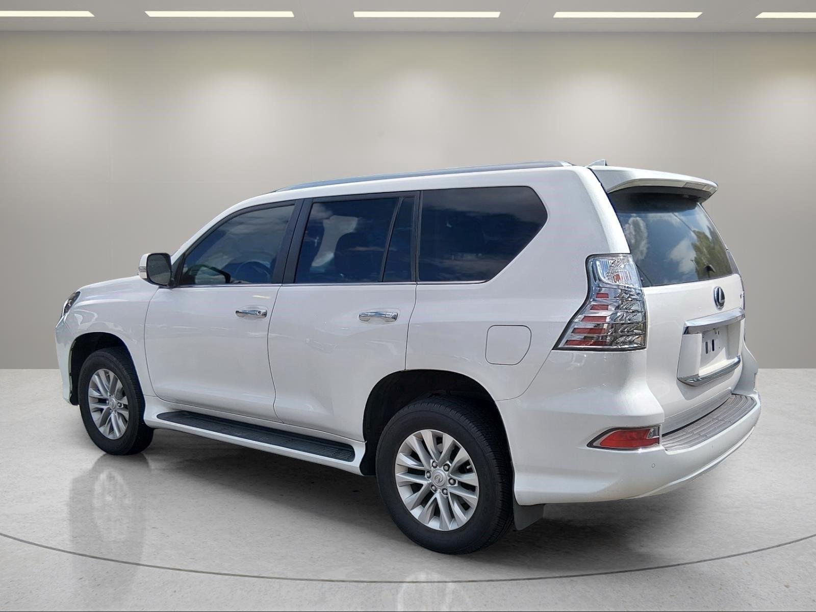 Used 2022 Starfire Pearl Lexus GX 460 Premium image 3