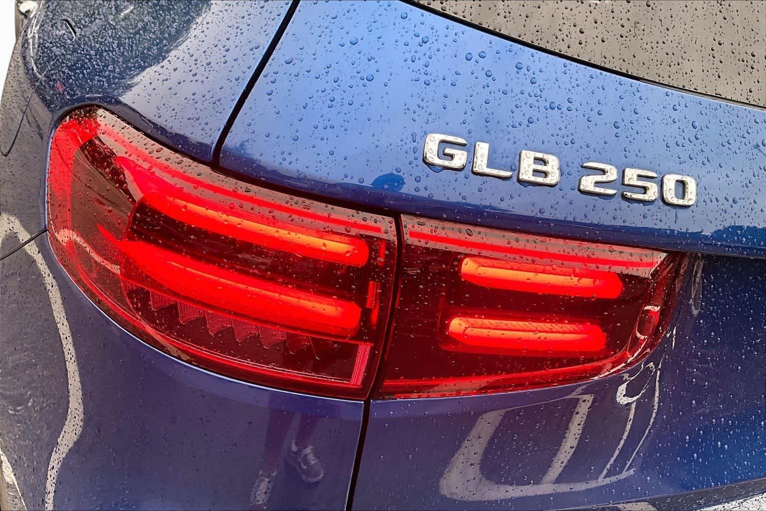 Used 2024 Starling Blue Metallic Mercedes-Benz GLB 250 image 46