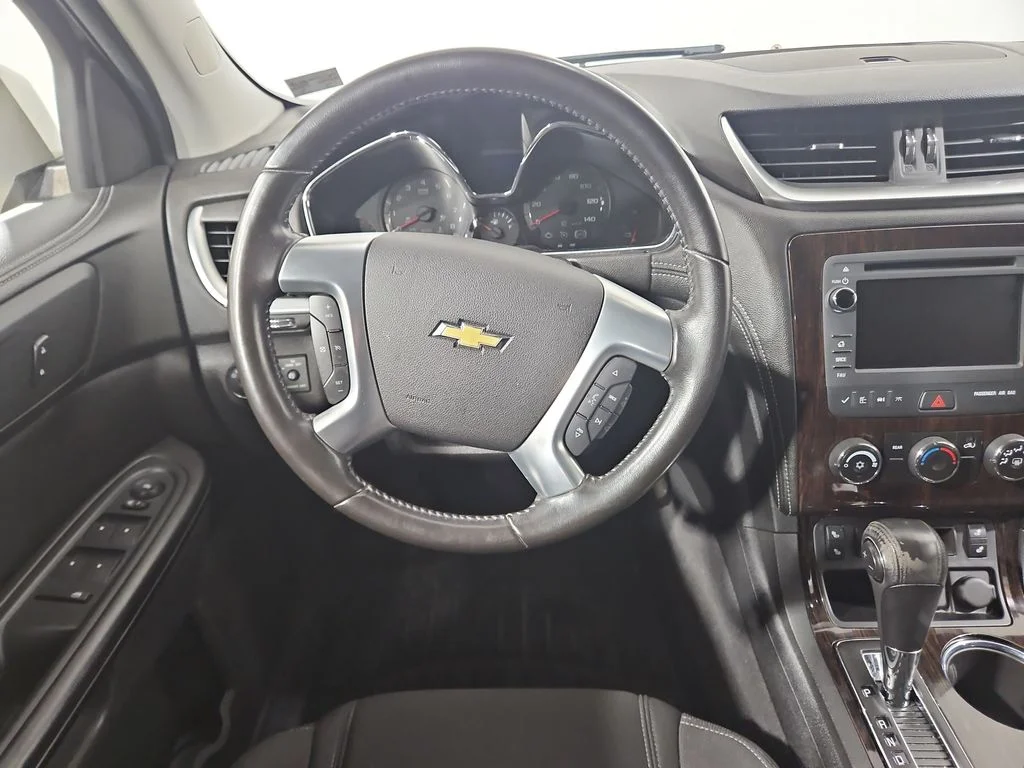 Used 2015 Gold Chevrolet LT image 14