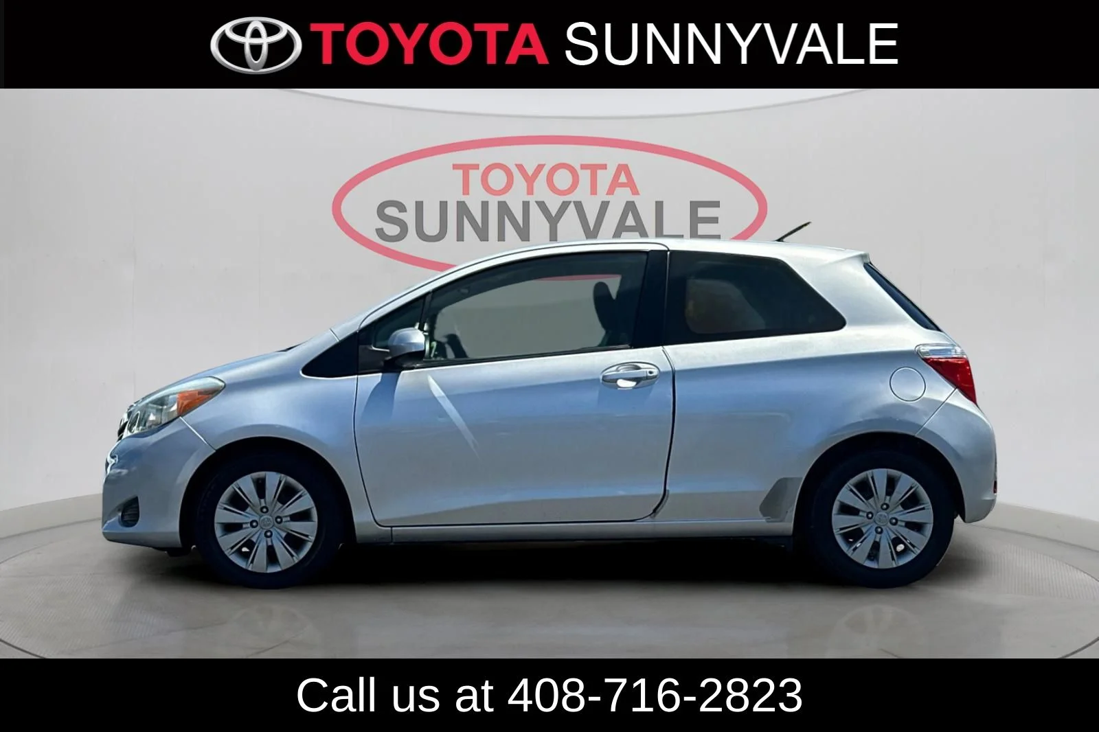 Used 2014 Silver Toyota L image 6