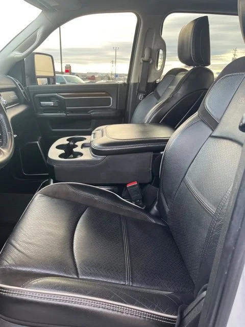 Used 2024 White Ram Laramie image 12