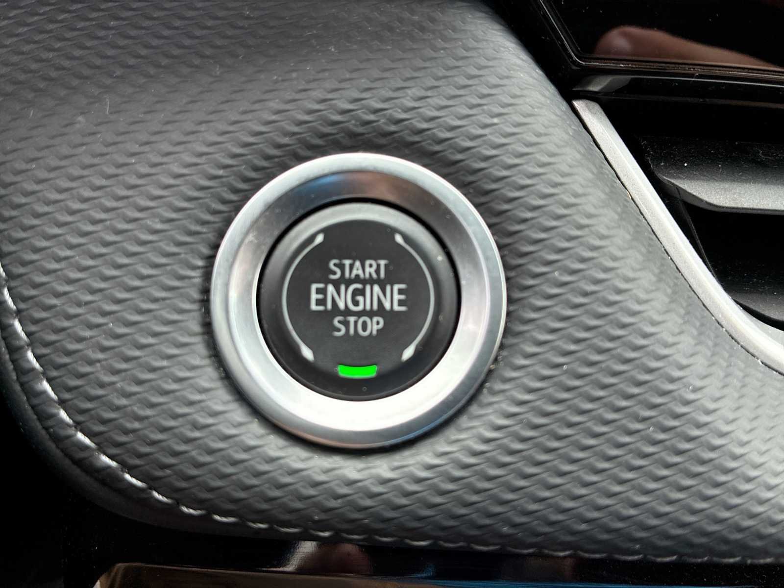 2025 Chevrolet Equinox LT - Photo 17