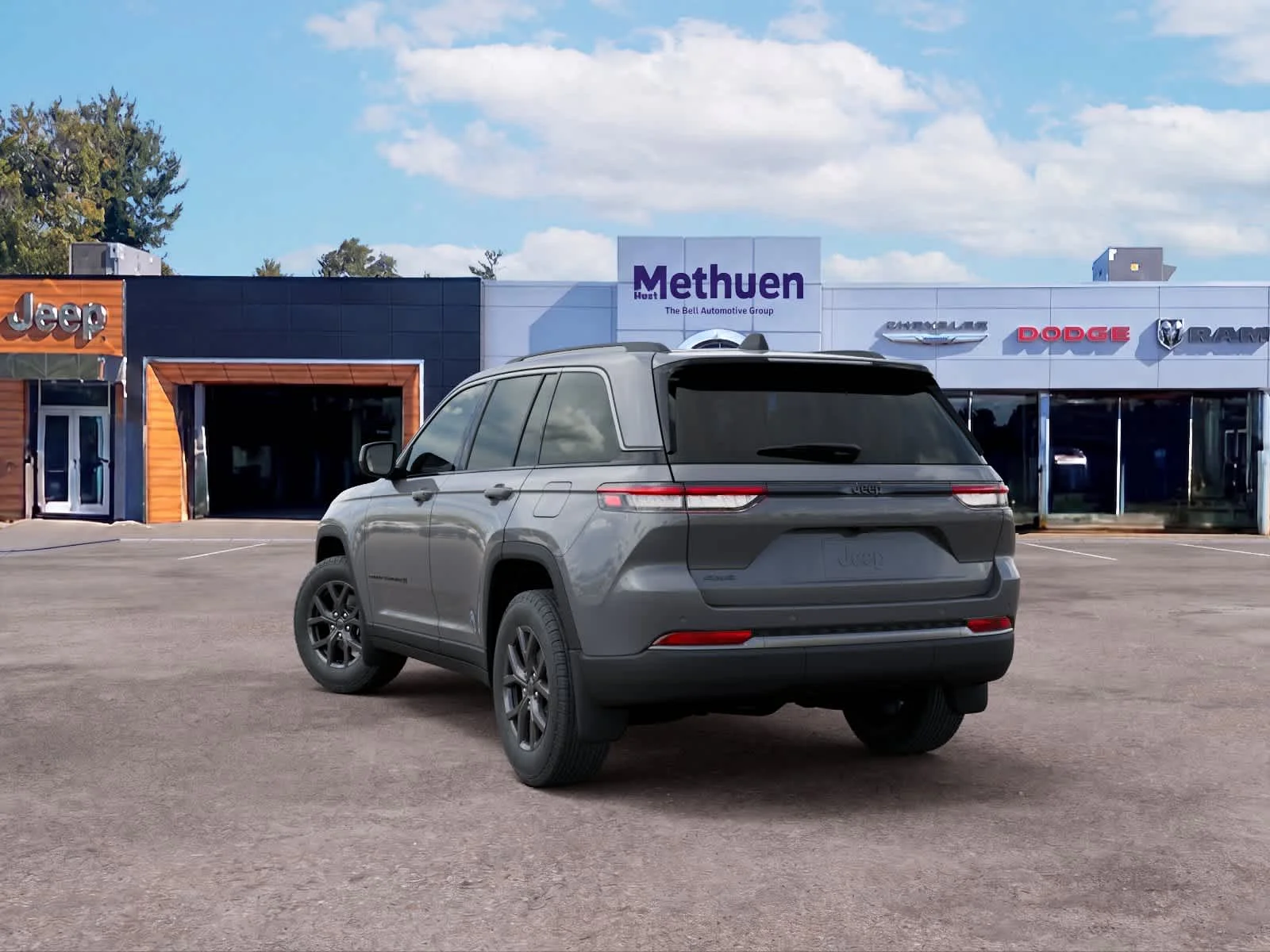 New 2027 Sting-Gray Clearcoat Jeep Laredo Altitude image 3