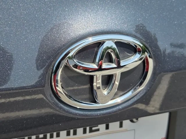 Used 2019 Gray Toyota LE image 33