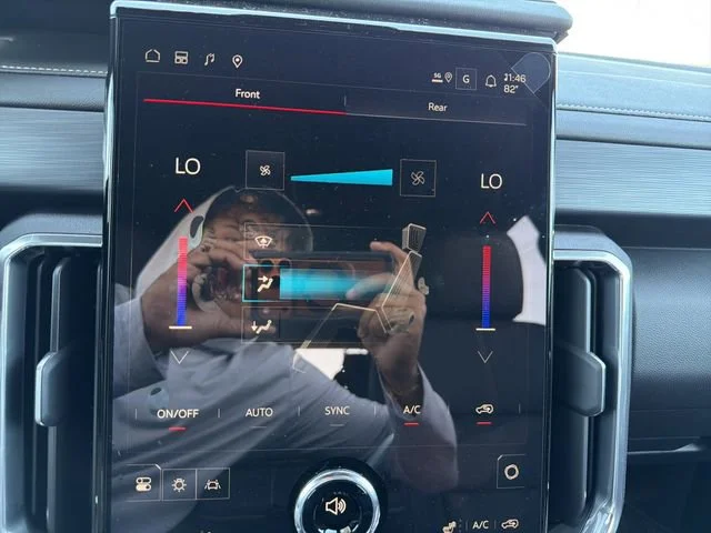 New 2026 Sterling Metallic GMC Elevation image 22