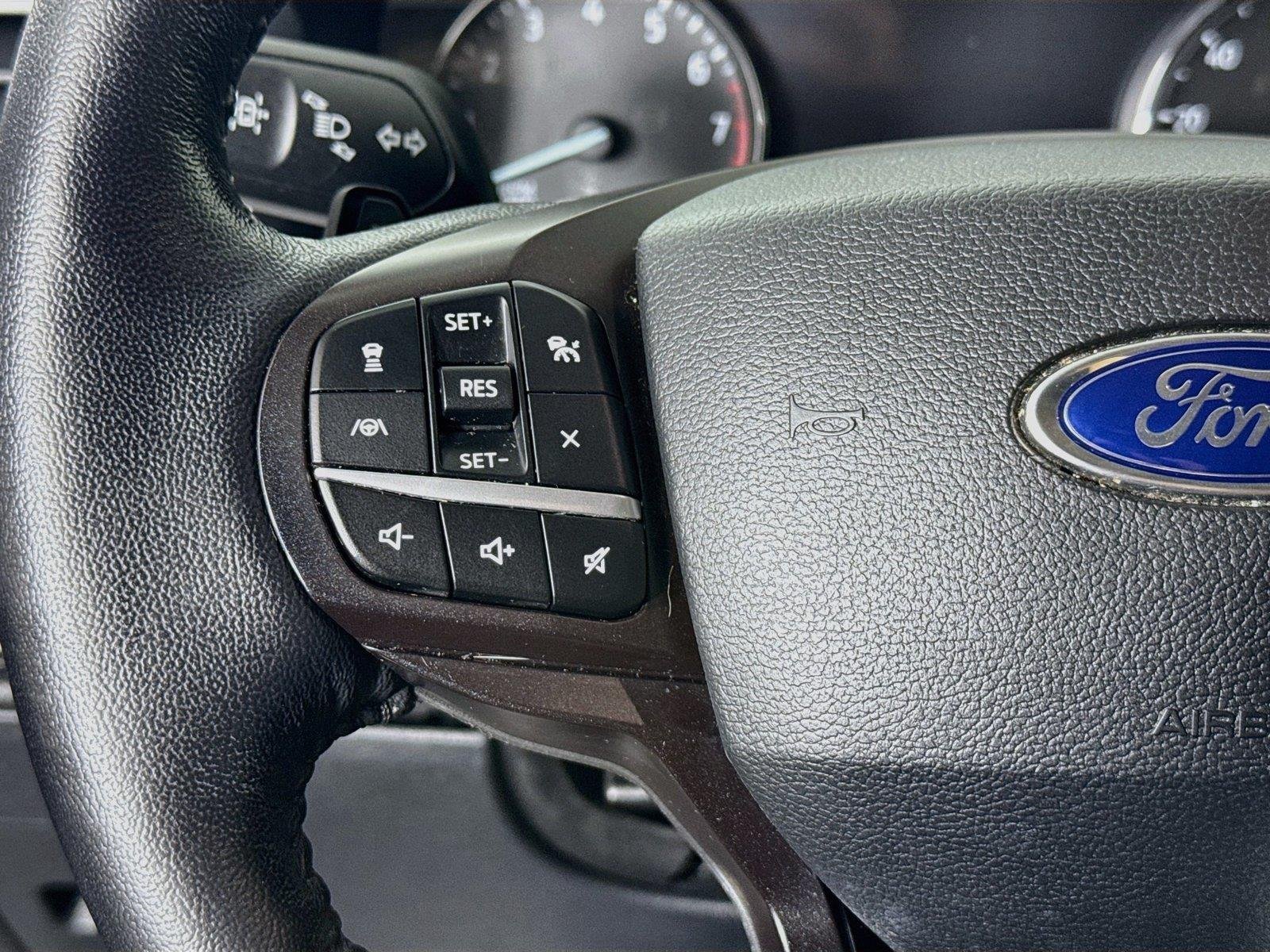 Used 2020 Star White Metallic Tri-Coat Ford XLT image 17