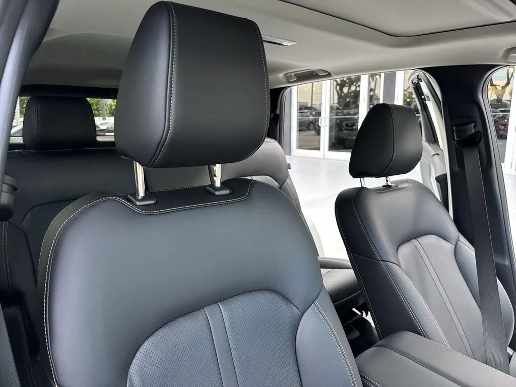 New 2026 White Mazda 3.3 Turbo Preferred AWD image 46