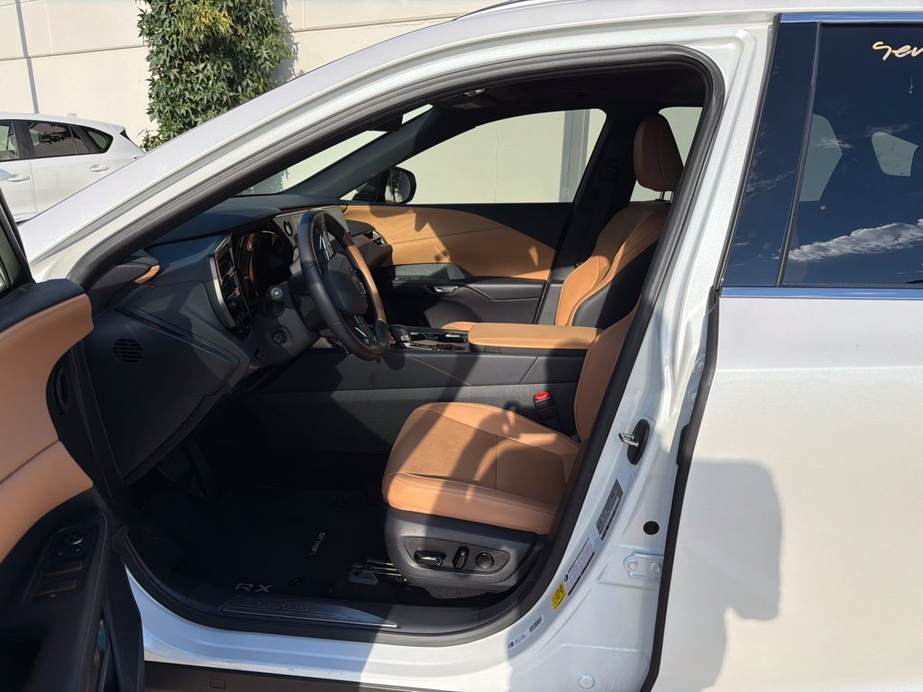 Certified Used 2026 White Pearl Lexus 350 Premium+ image 3