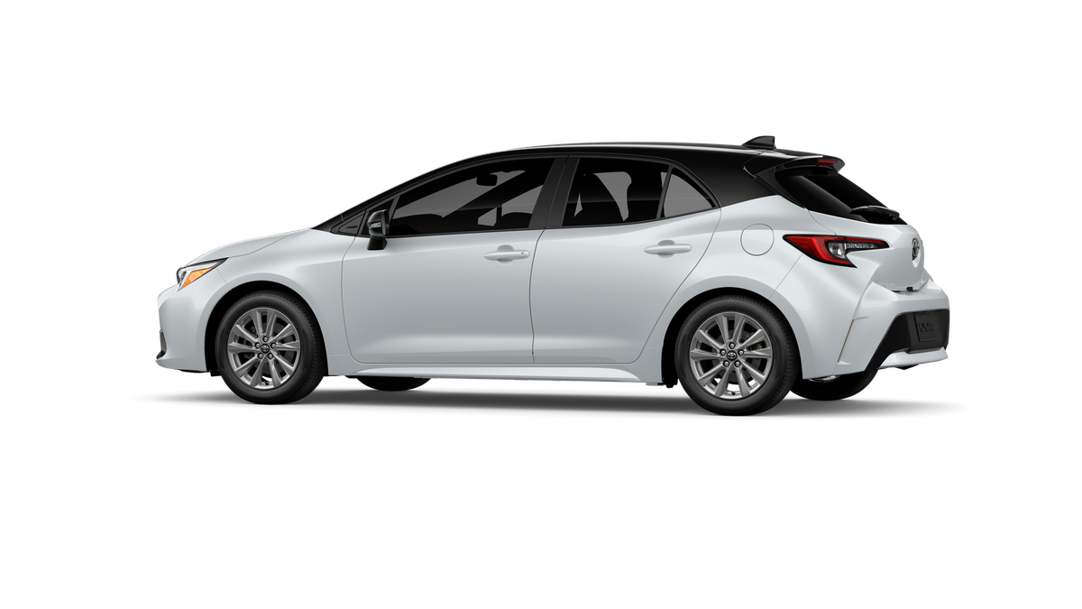 New 2027 Wind Chill Pearl with Black roof Toyota SE image 5