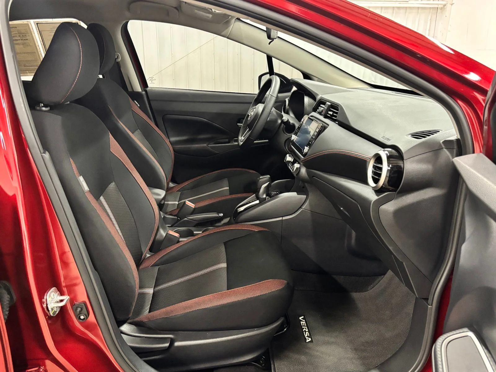 Used 2025 Red Nissan 1.6 SR image 21