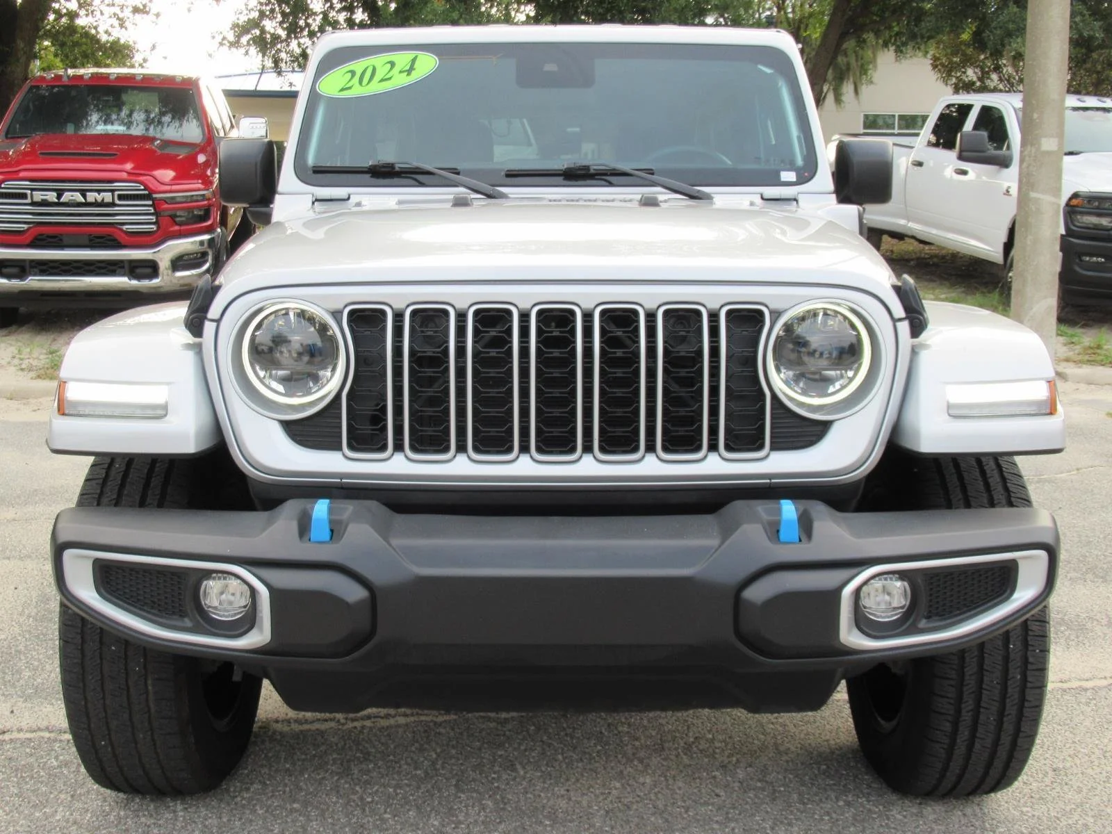 Certified Used 2024 Silver Jeep Sahara 4xe image 7