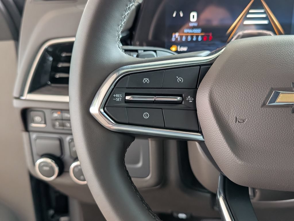 2026 Chevrolet Suburban LT - Photo 18