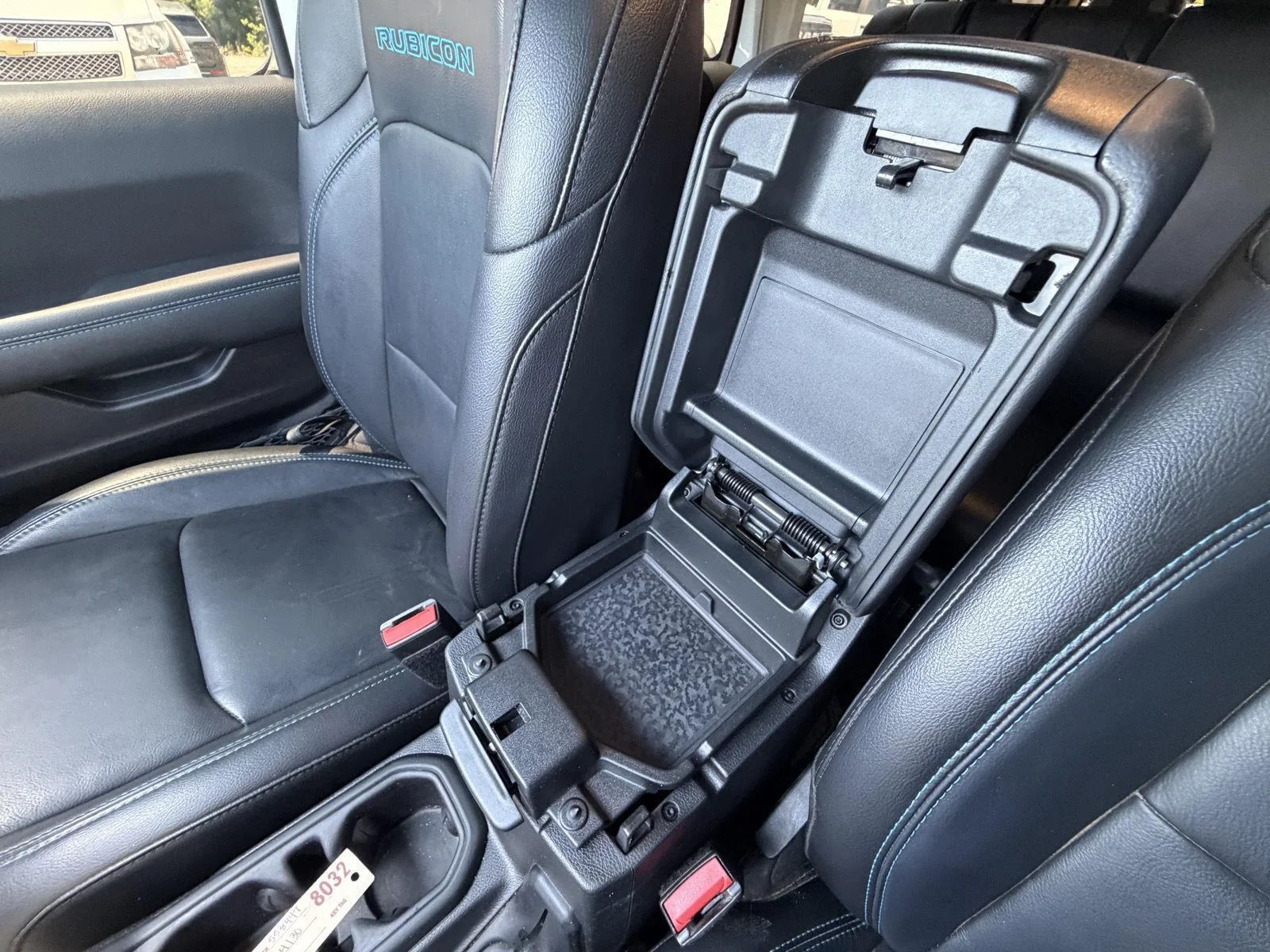 Used 2023 Bright White Jeep Rubicon image 14