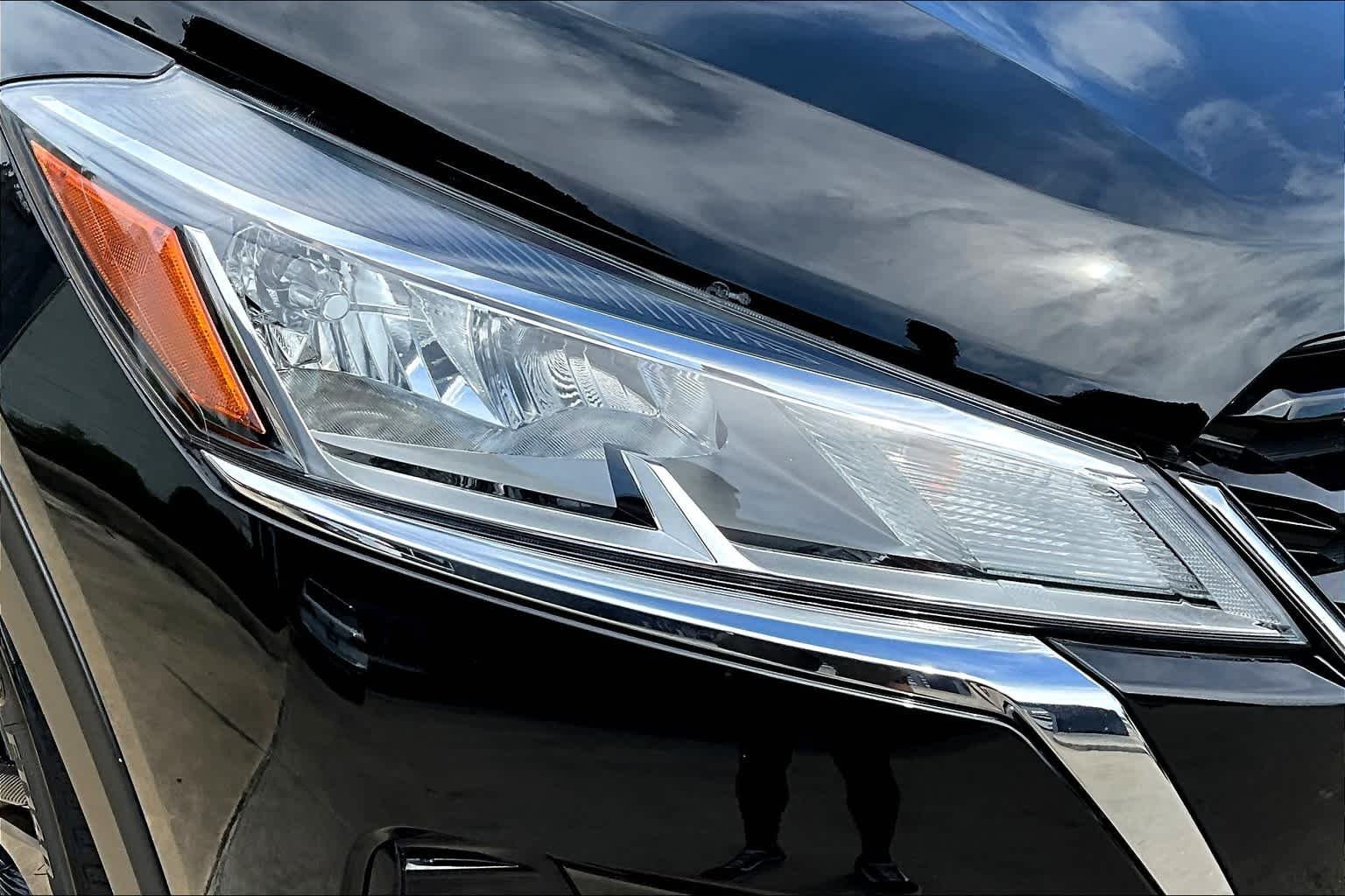 Used 2024 Super Black Nissan S image 26