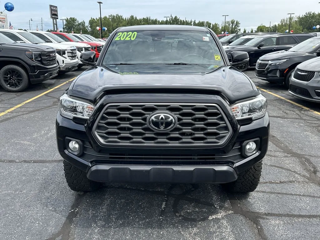 Certified Used 2020 Black Toyota TRD Off-Road image 3